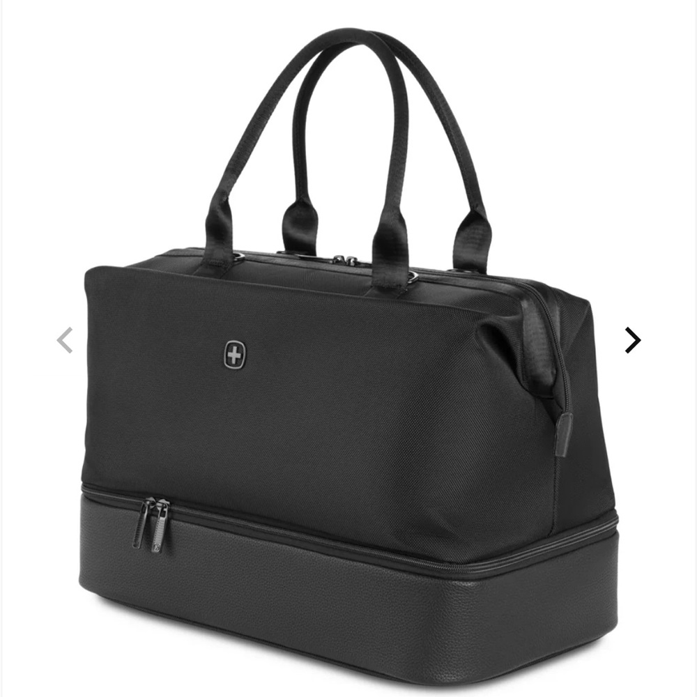 Swiss Weekender Overnight Carry On Bag